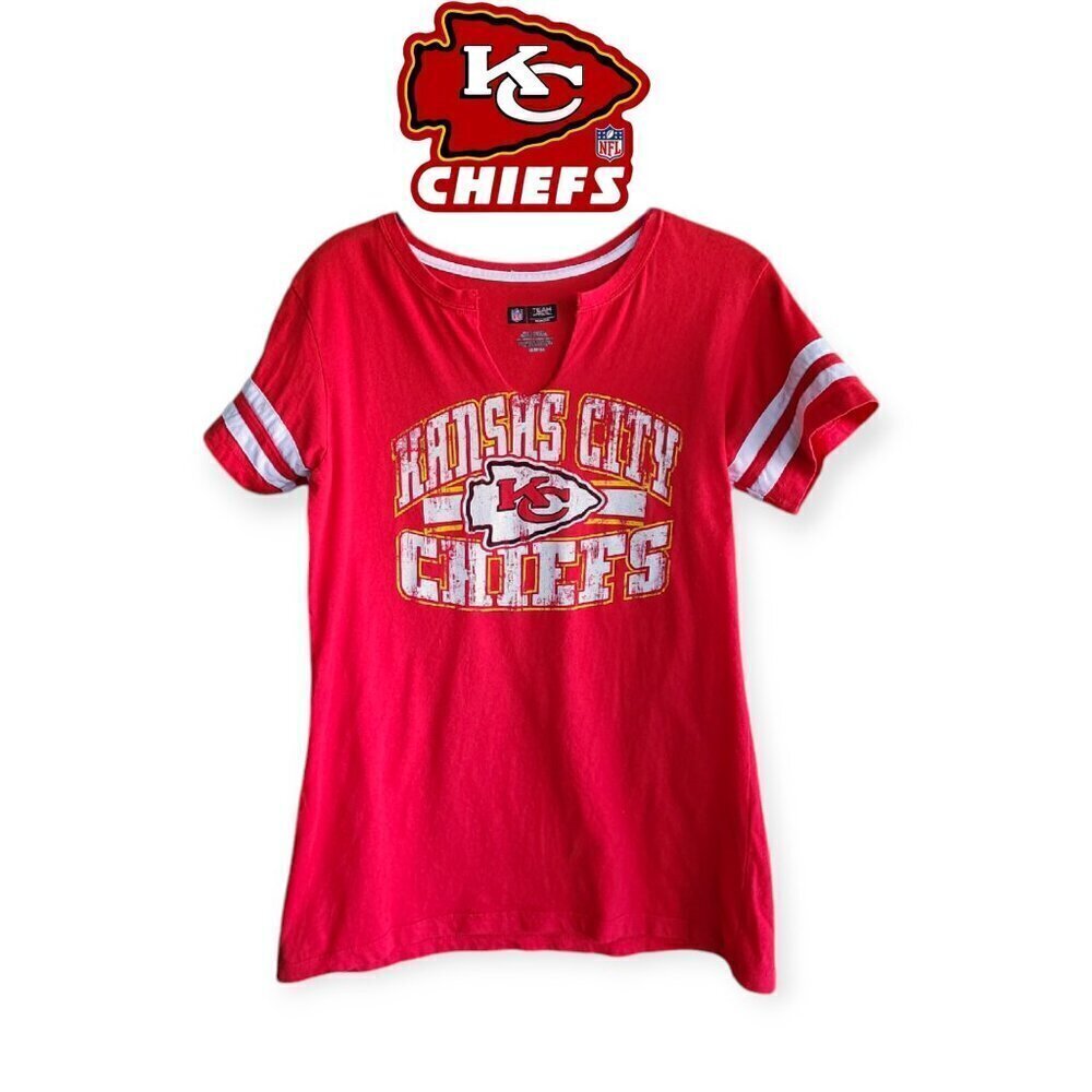 Kansas City Chiefs Women's Red Distressed V-Neck Tee Medium NFL Team Apparel